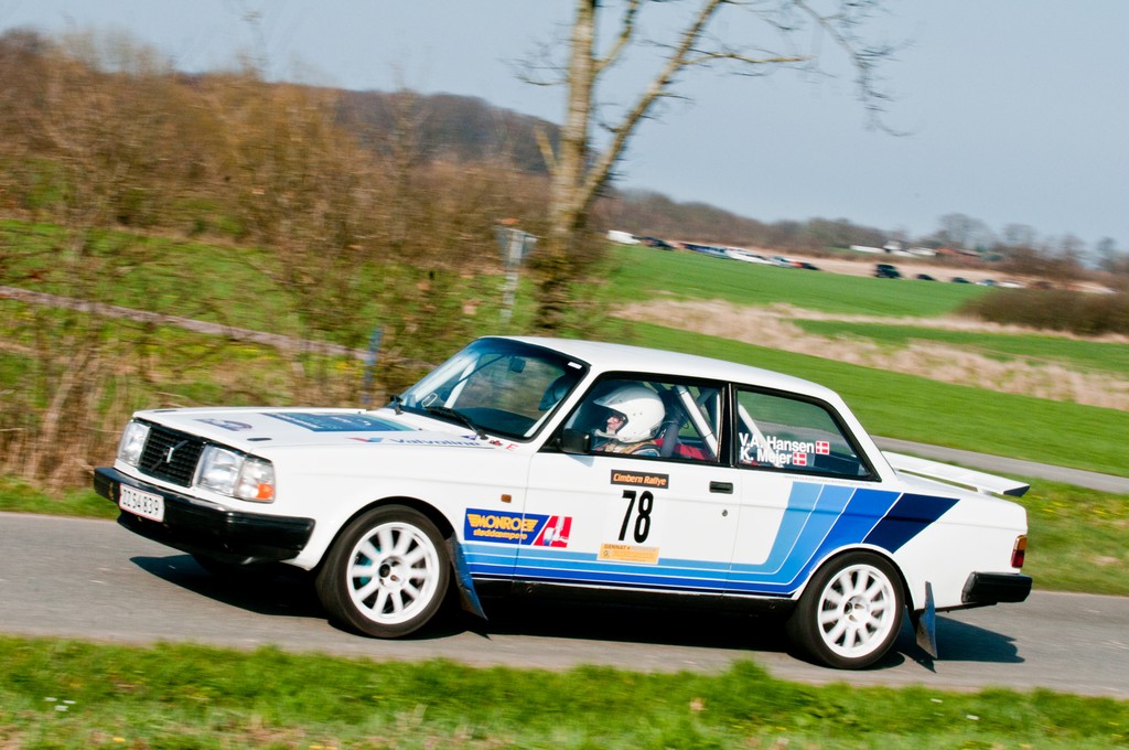 Kurt Mejer og Vagn Aage Hansen på vej mod 2. pladsen i klasse 8
(Foto: rallypics.dk)